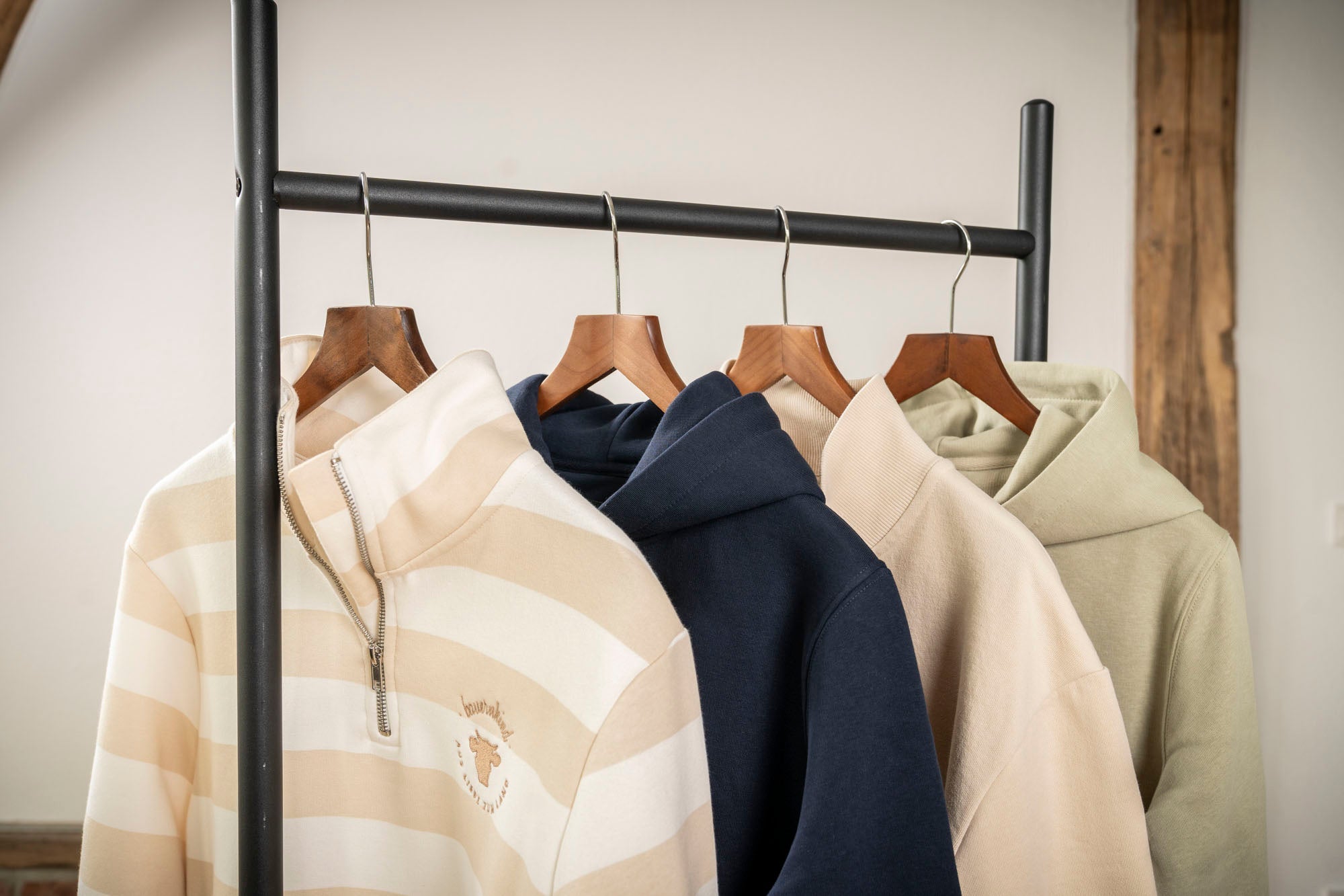 Hoodies & Sweater